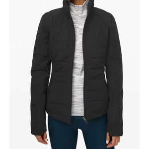 Lululemon Another Mile Jacket
Black (First Release) Sz 4